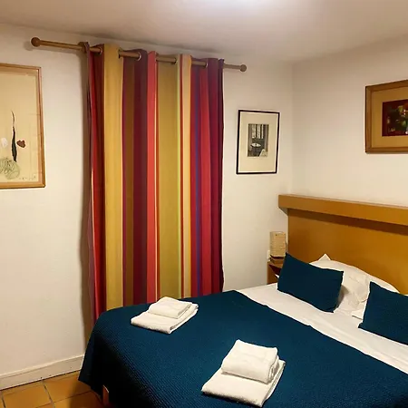 Отель Des Templiers